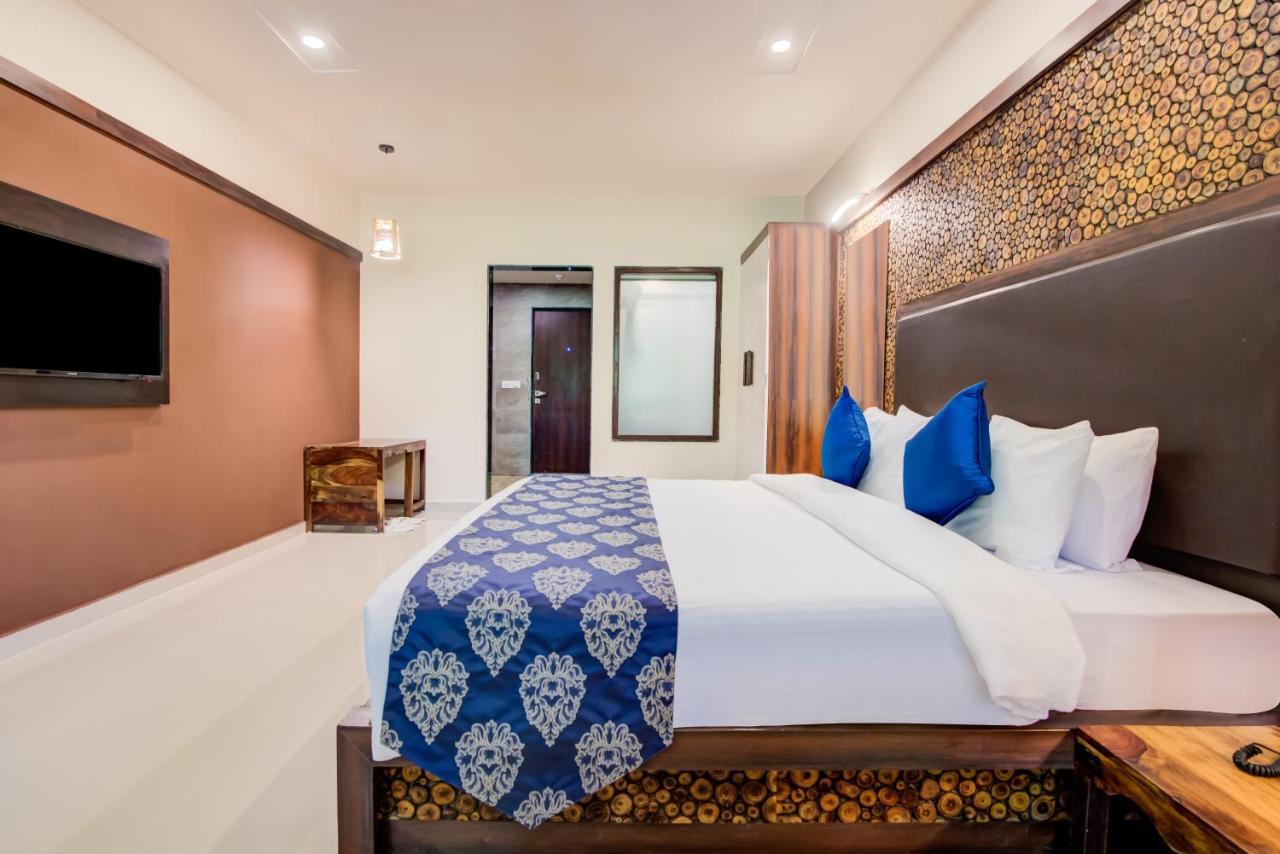 Club Mahindra Netrang Hotell Exteriör bild